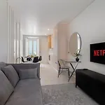 Prime Aparts - Beatohub Apartment