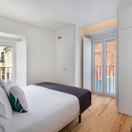 Beato Hub Residences - Perfect For Digital Nomads & Families Διαμέρισμα